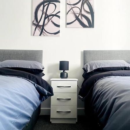 #2Bs 1 Bed Serviced Apartment Дерби Экстерьер фото
